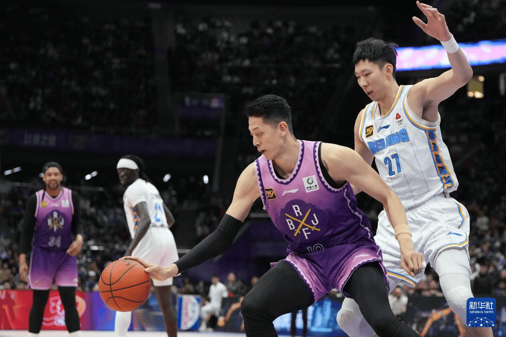 开云APP下载-包含今晚北京首钢备战CBA季后赛，战术微调细节曝光，悬念犹存，心理建设被强调的词条