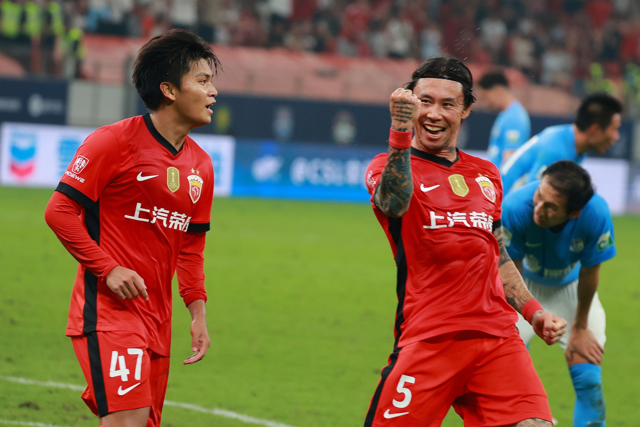 开云APP下载-法甲倒计时，西汉姆关键时刻回应争议，细节引发关注，底气十足，年轻球员得到机会的简单介绍