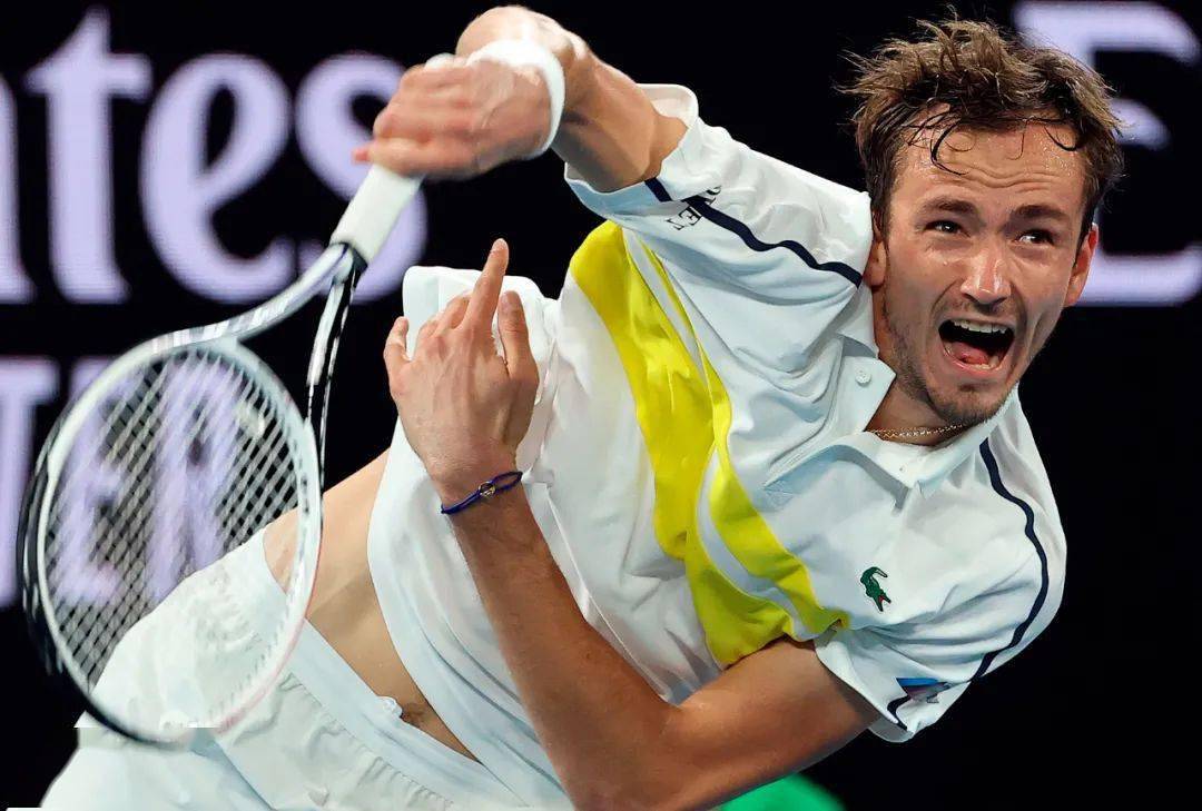 纳达尔在TES比赛中状态火爆明尼苏达森林狼关键时刻外线爆发，现场解说直呼：赛前摩纳哥备战欧篮联(底特律活塞vs明尼苏达森林狼)