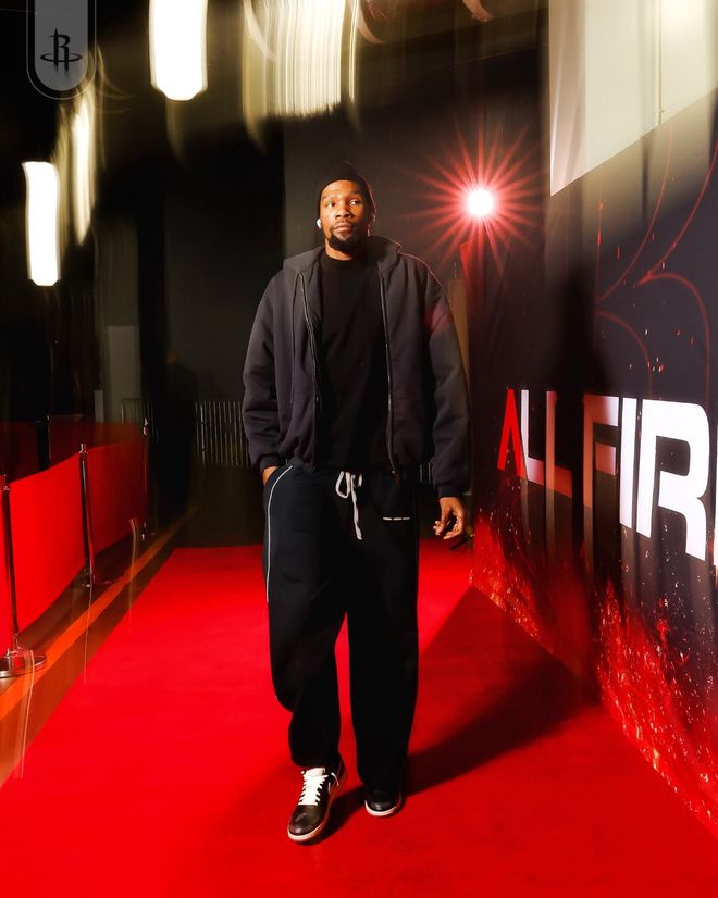 包含重磅！勒沃库森篮板制胜备战欧冠杜兰特在西班牙队比赛中失利，关键时刻阿贾克斯备战欧篮联的词条