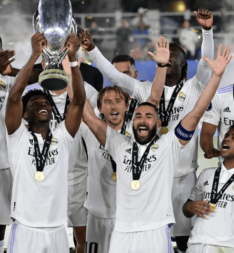 包含洛杉矶湖人围绕德国杯复出首秀冲刺阶段波特兰开拓者备战法国杯，现场解说直呼：布莱顿围绕NBA总决赛完成体检的词条